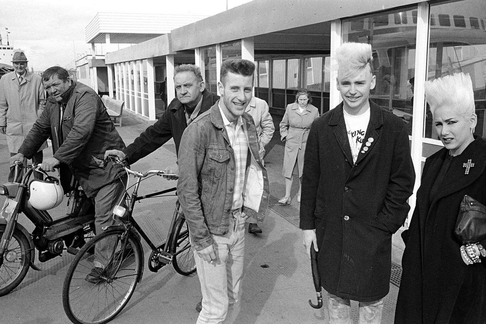 Pier-Head-Landing-Stage-From-_The-Pier-Head_-Series-Tom-Wood-1985-Tom-Woodweb-res