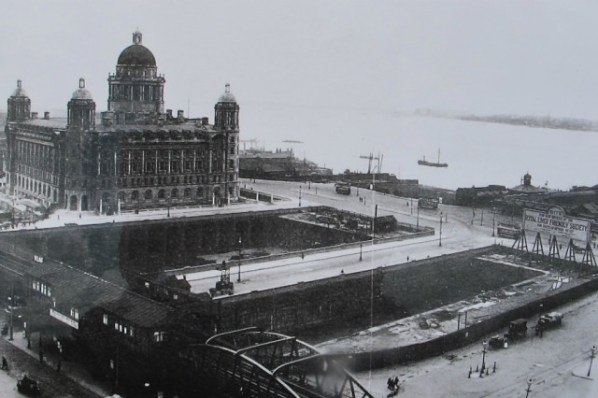 Waterfront_pre_liverbuilding-640x426